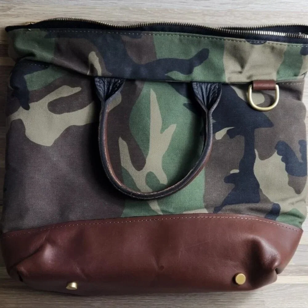 R. Riveter American Made Otto Camo Canvas Crossbody Handbag With Mini Coin Purse - Picture 13 of 16